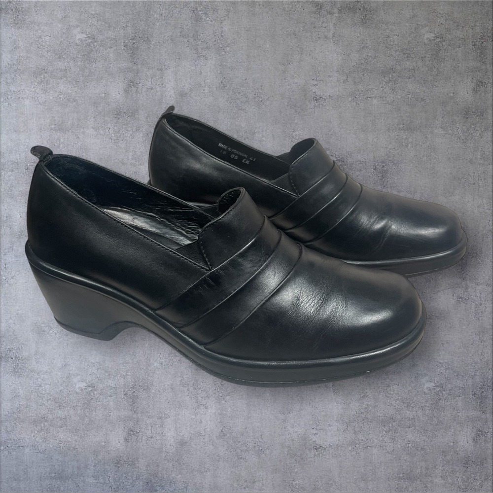 Dansko Aubrey Black Pleated Leather Wedge Clogs Women's Size 41 US 10.5-11